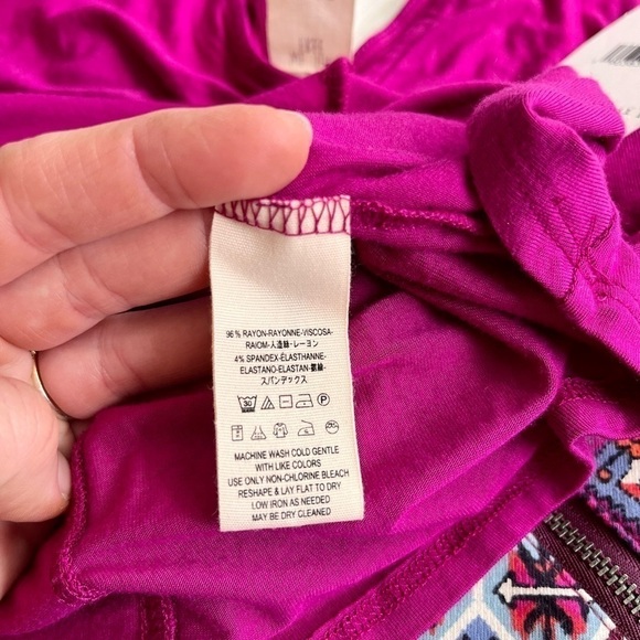 NWT FREE PROPLE FUCHSIA  PINK BELL SLEEVED TOP | SIZE SMALL​​ - Picture 6 of 7